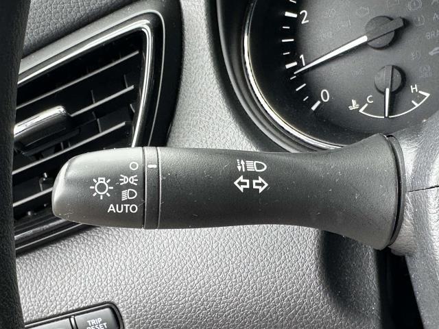 Photo of 2021 Magnetic Black Nissan Rogue Sport