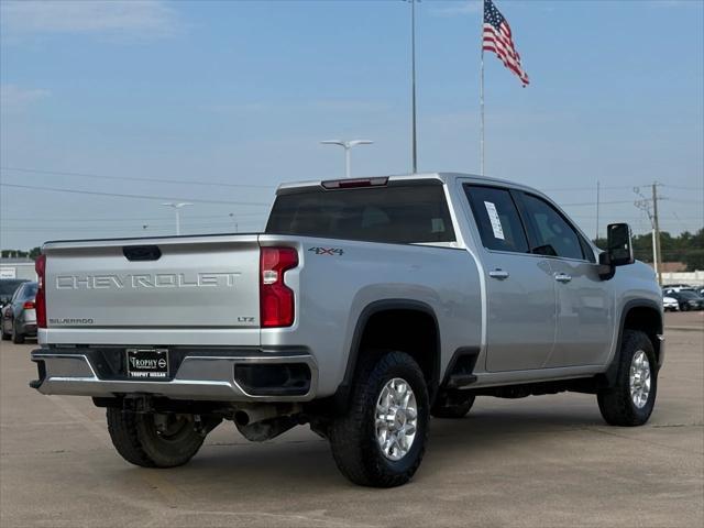 Photo of 2021 Silver Ice Metallic Chevrolet Silverado 2500