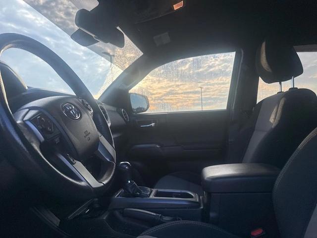 Photo of 2021 Midnight Black Metallic Toyota Tacoma