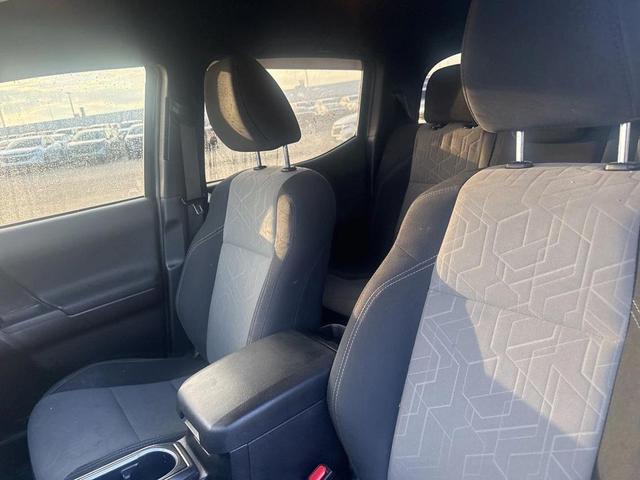 Photo of 2021 Midnight Black Metallic Toyota Tacoma