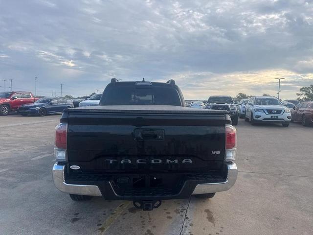 Photo of 2021 Midnight Black Metallic Toyota Tacoma