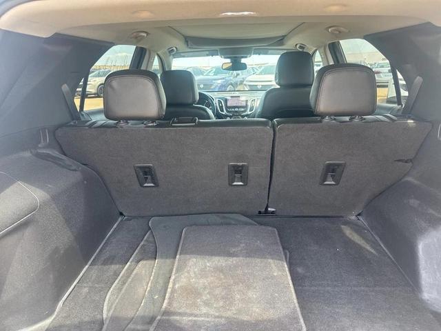 Photo of 2022 Summit White Chevrolet Equinox