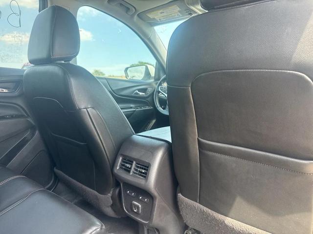Photo of 2022 Summit White Chevrolet Equinox