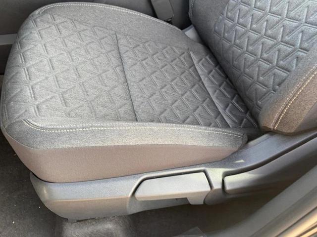 Photo of 2025 KH3 Super Blac Nissan Kicks