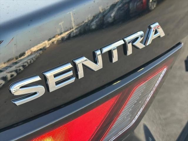 Photo of 2025 KH3 Super Blac Nissan Sentra