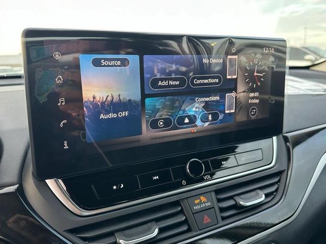 Photo of 2025 QAB  Whit Nissan Altima