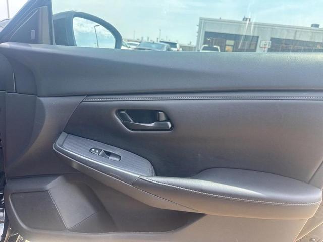 Photo of 2025 Super Black Nissan Sentra