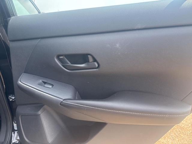 Photo of 2025 Super Black Nissan Sentra