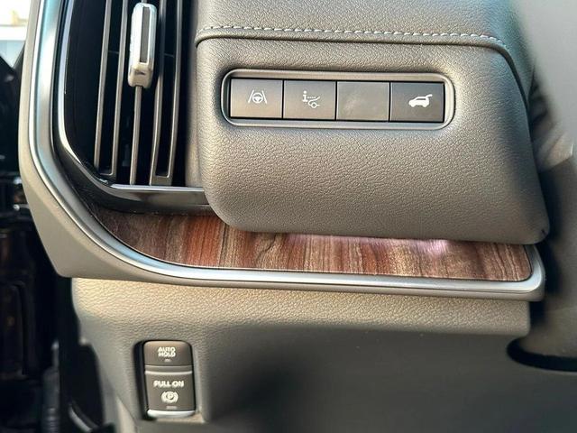 Photo of 2025 KH3 Super Blac Nissan Armada