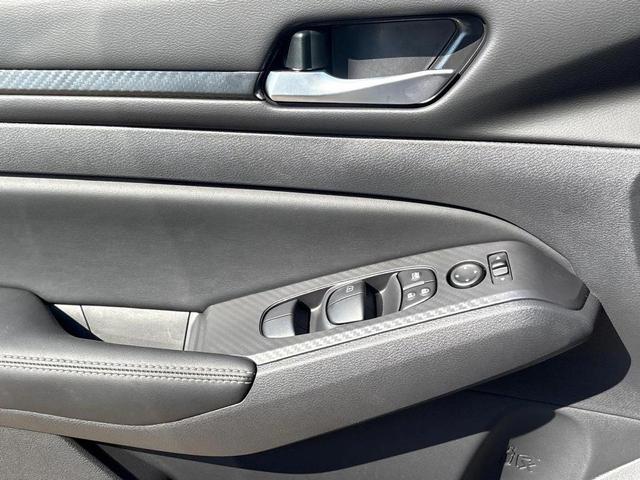Photo of 2025 Gun Metallic Nissan Altima