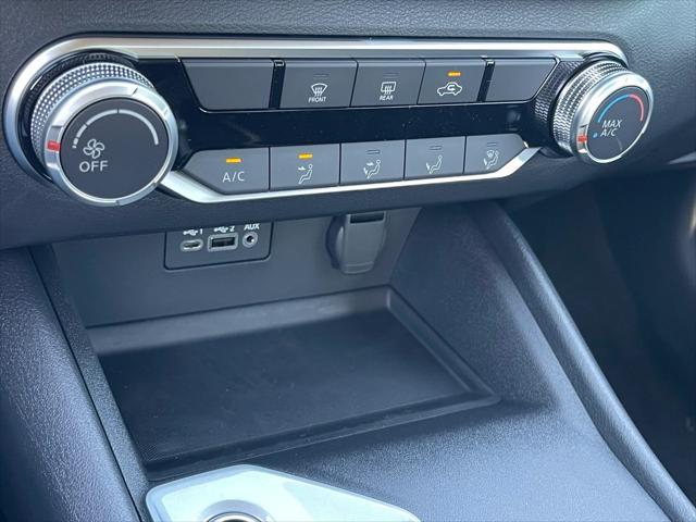 Photo of 2025 Super Black Nissan Altima