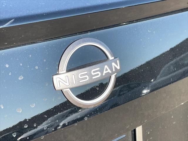 Photo of 2025 Super Black Nissan Altima