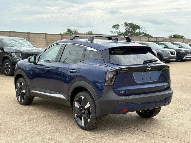 Photo of 2026 Deep Blue Pearl Nissan Kicks