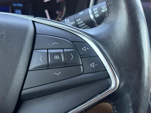 Photo of 2019 Red Horizon Tintcoat Cadillac XT5