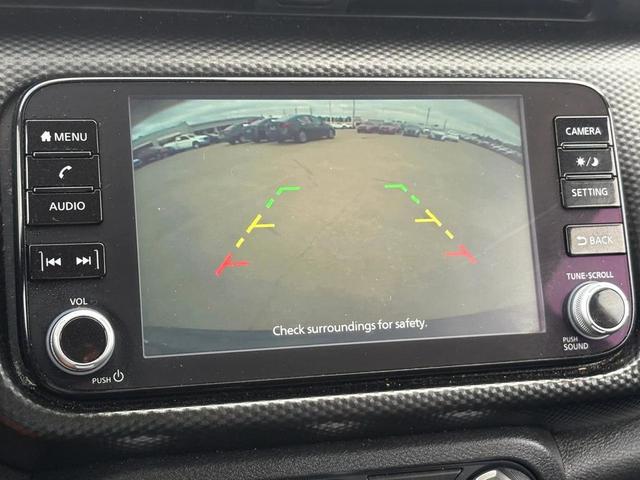 Photo of 2024 Super Black Nissan Kicks