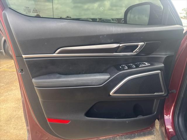 Photo of 2023 Red Metallic Kia Telluride