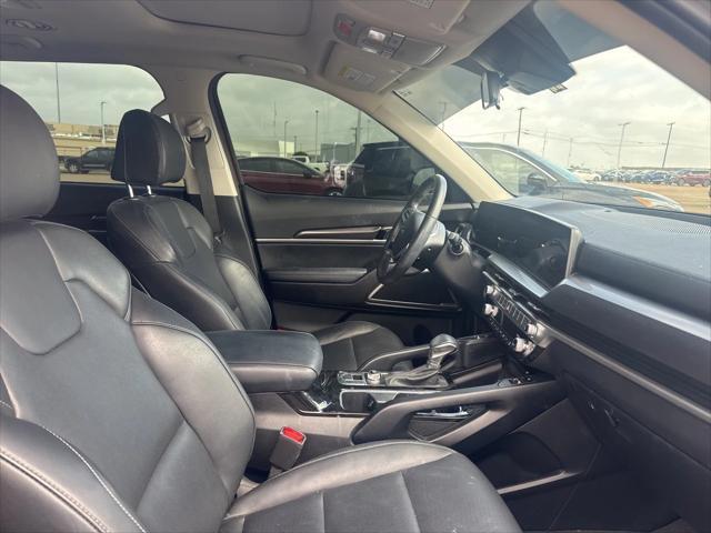 Photo of 2023 Red Metallic Kia Telluride