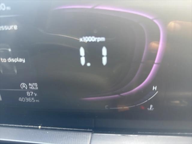 Photo of 2023 Red Metallic Kia Telluride