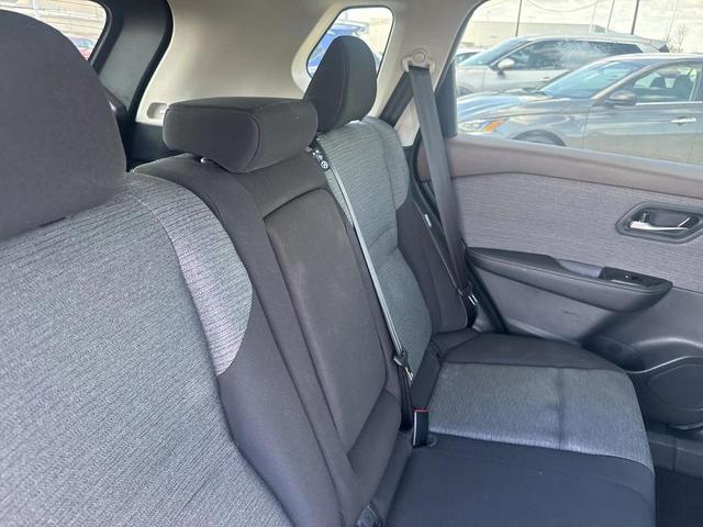 Photo of 2023 Pearl White Tricoat Nissan Rogue