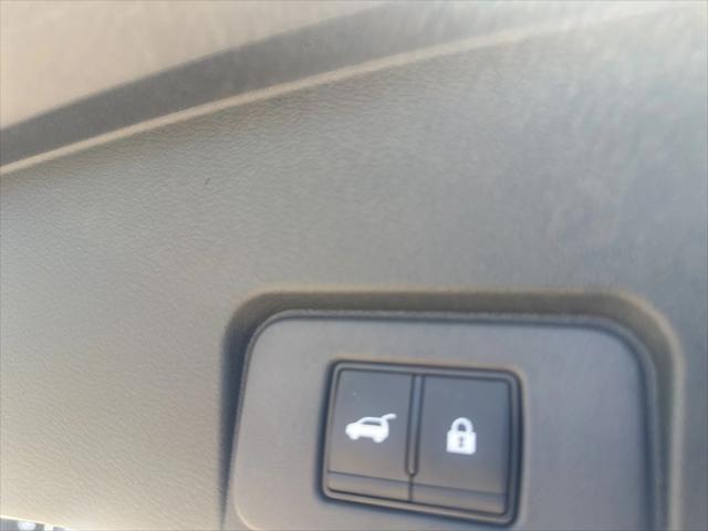 Photo of 2024 Brilliant Silver Metallic Nissan Rogue