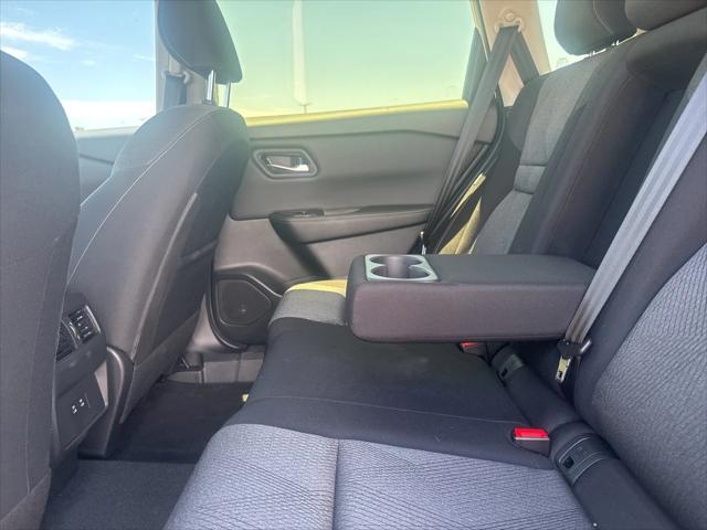 Photo of 2024 Brilliant Silver Metallic Nissan Rogue
