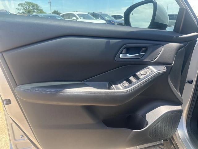 Photo of 2024 Brilliant Silver Metallic Nissan Rogue