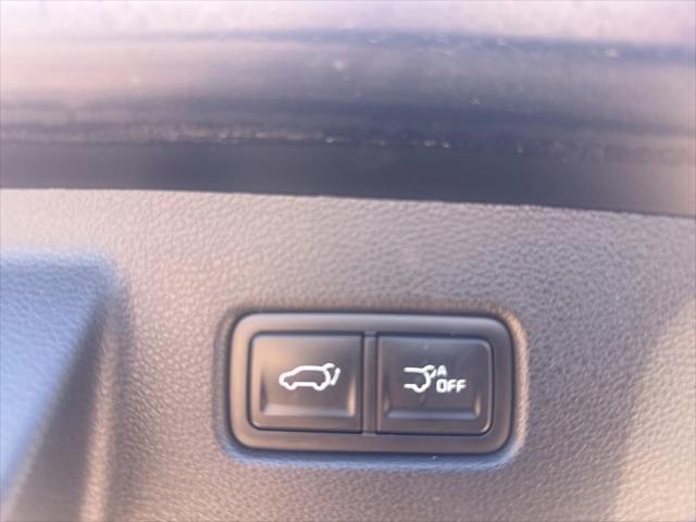 Photo of 2024 Ebony Black Kia Telluride