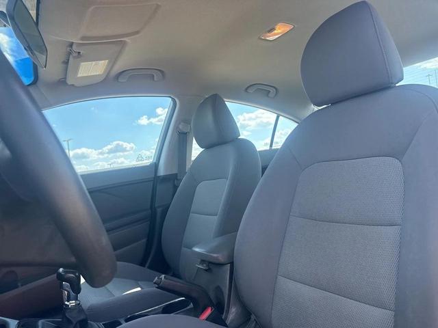 Photo of 2017 Silky Silver Kia Forte