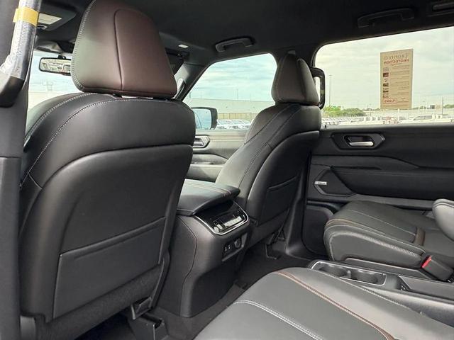 Photo of 2025 Super Black Nissan Armada
