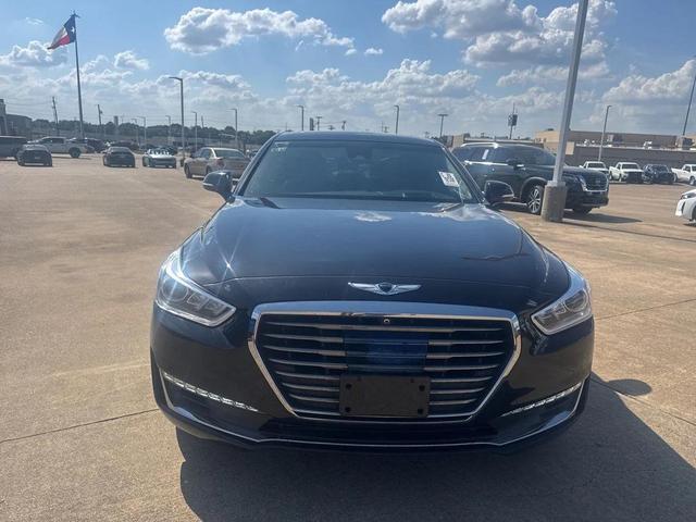 Photo of 2018 Victoria Black Genesis G90