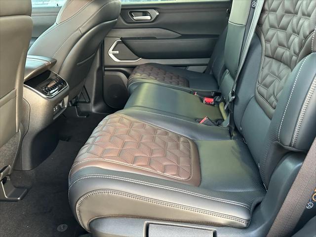 Photo of 2025 KH3 Super Blac Nissan Armada