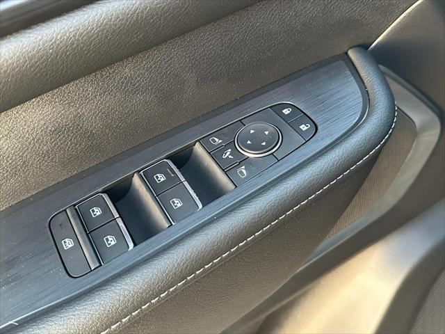 Photo of 2025 KH3 Super Blac Nissan Armada