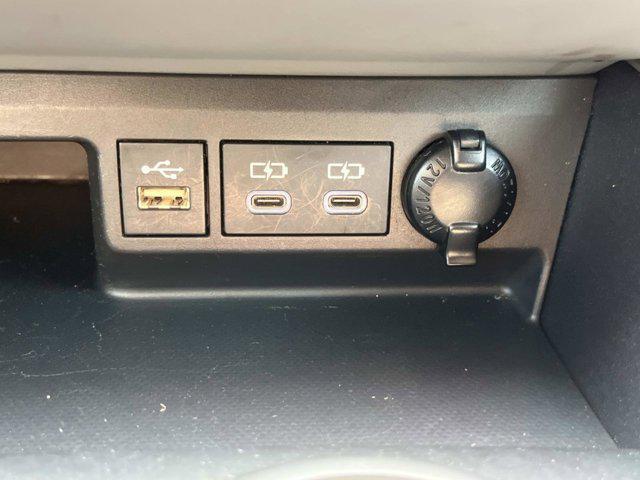 Photo of 2023 Ruby Flare Pearl Toyota Highlander
