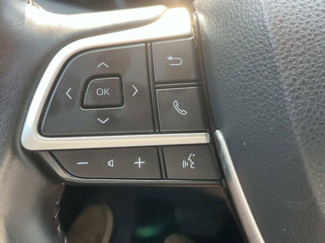 Photo of 2023 Ruby Flare Pearl Toyota Highlander