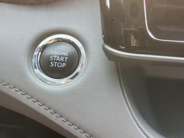 Photo of 2023 Ruby Flare Pearl Toyota Highlander