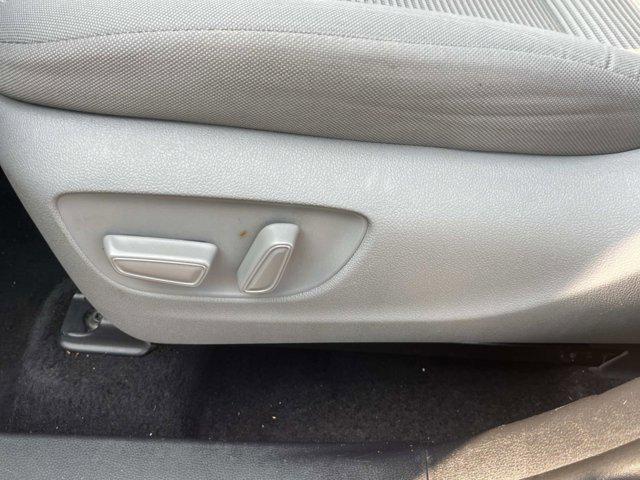 Photo of 2023 Ruby Flare Pearl Toyota Highlander