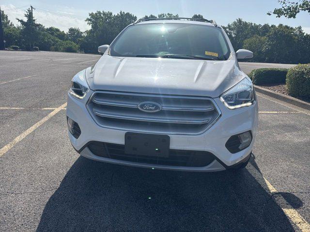 Photo of 2019 White Platinum Ford Escape