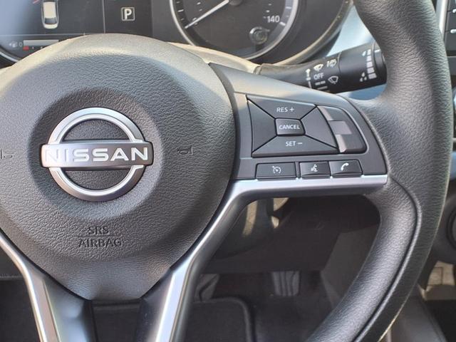 Photo of 2025 Gun Metallic Nissan Versa