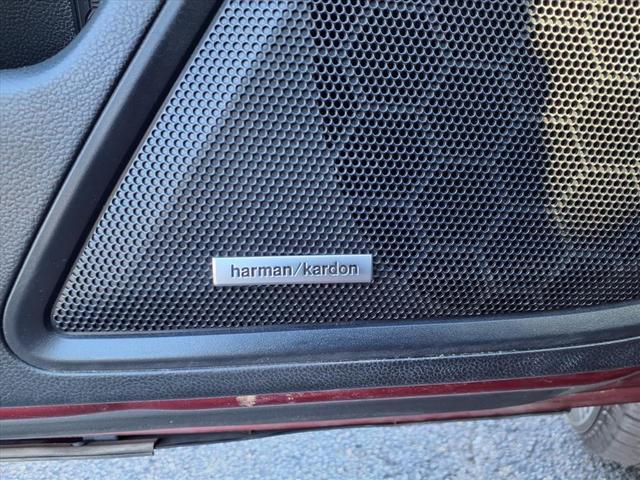 Photo of 2020 Crimson Red Pearl Subaru Outback