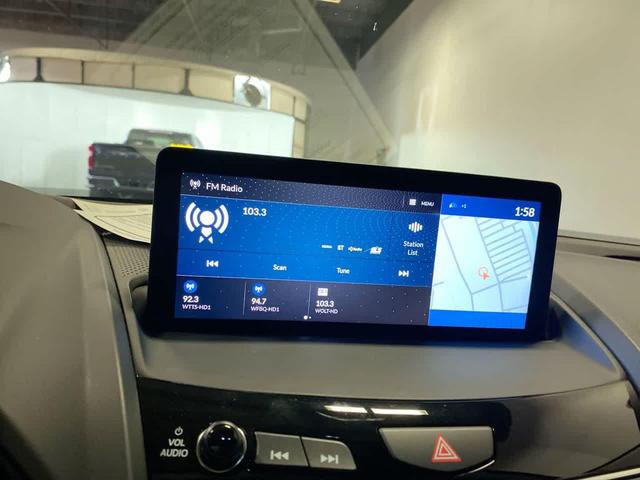 Photo of 2023 Platinum White Pearl Acura RDX