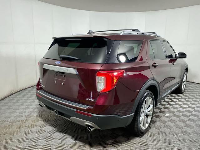 Photo of 2022 BURGUNDY VELVET MET TINT CC Ford Explorer