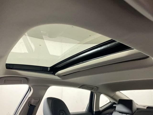 Photo of 2025 Majestic Black Pearl Acura TLX