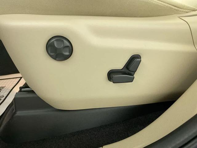 Photo of 2019 Granite Crystal Metallic Clearcoat Jeep Grand Cherokee