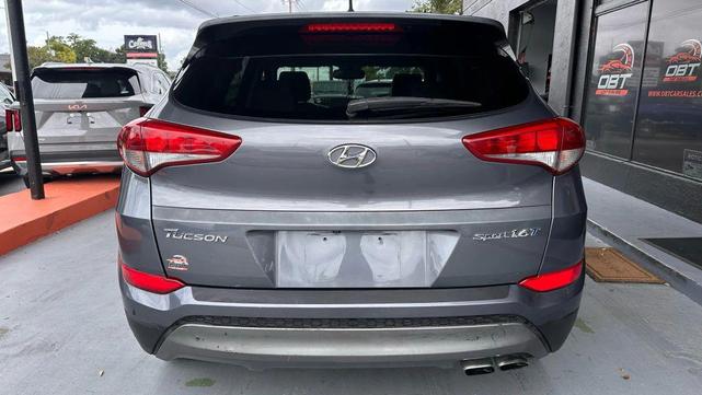 Photo of 2016 Coliseum Grey Hyundai TUCSON