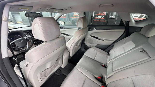 Photo of 2016 Coliseum Grey Hyundai TUCSON