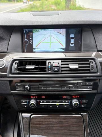 Photo of 2011 Black BMW 535