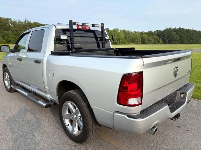 Photo of 2015 Bright Silver Metallic Clearcoat RAM 1500