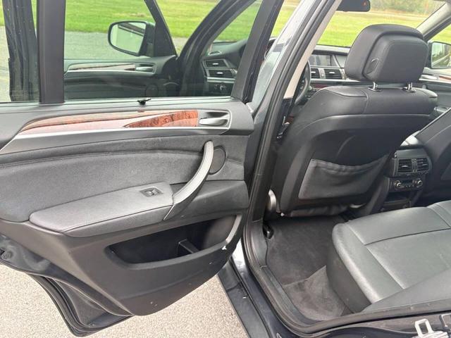 Photo of 2012 Gray BMW X5
