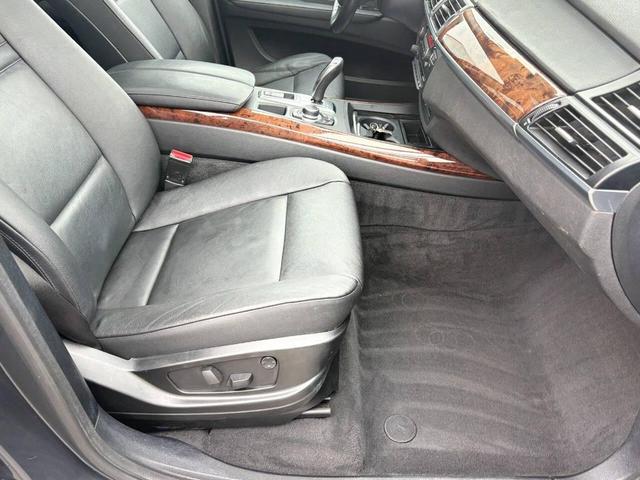 Photo of 2012 Gray BMW X5