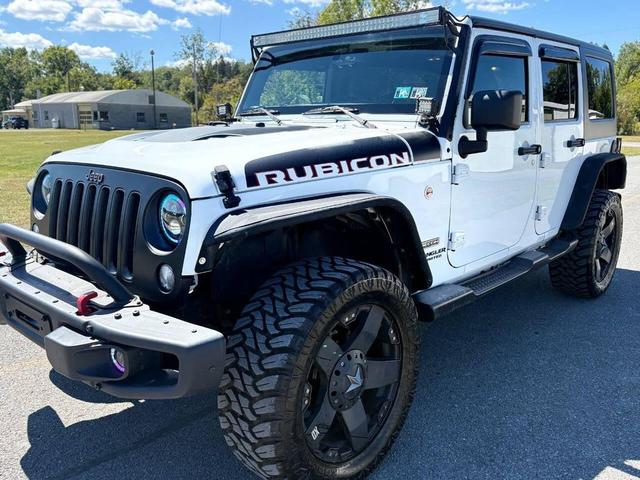 Photo of 2017 Bright White Clearcoat Jeep Wrangler Unlimited